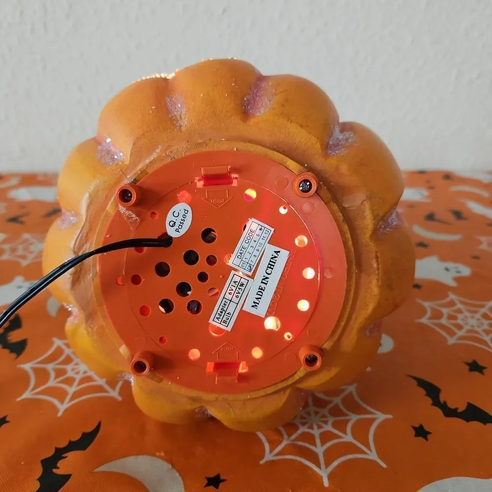 Pumpkin and Ghost Halloween Fiber Optic Light-Up Decoration